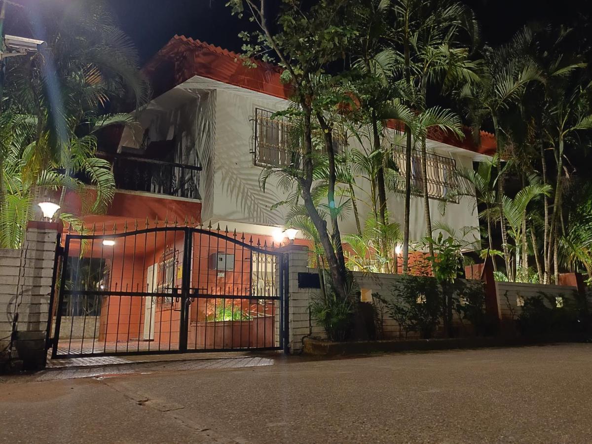 Sunstone Villa Лонавала Екстериор снимка