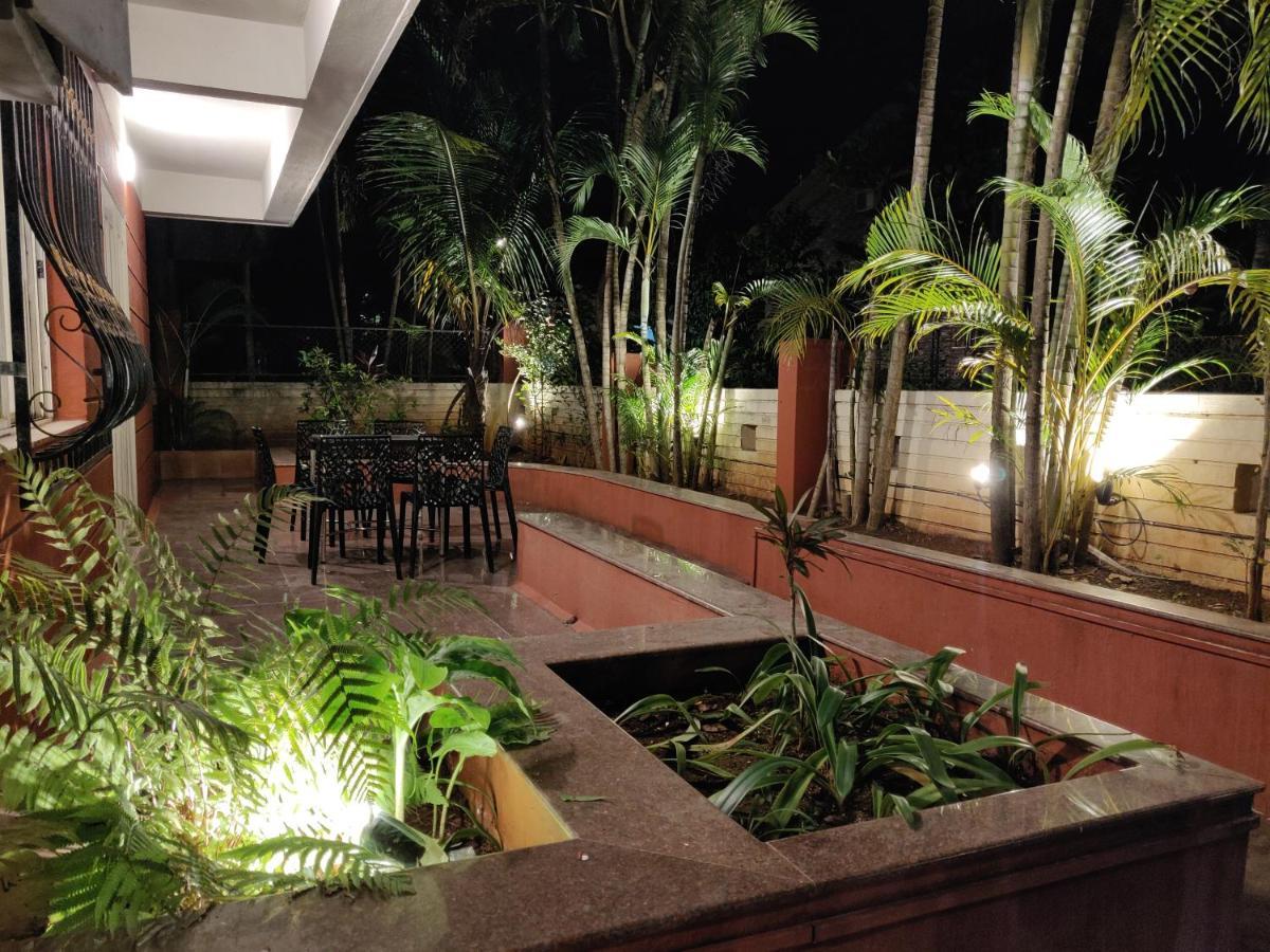 Sunstone Villa Лонавала Екстериор снимка